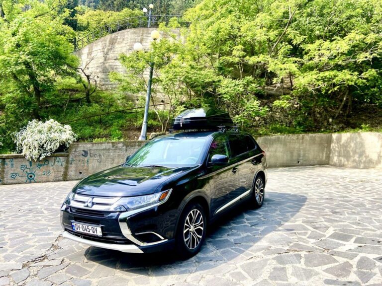 Mitsubishi Outlander 2018 Black