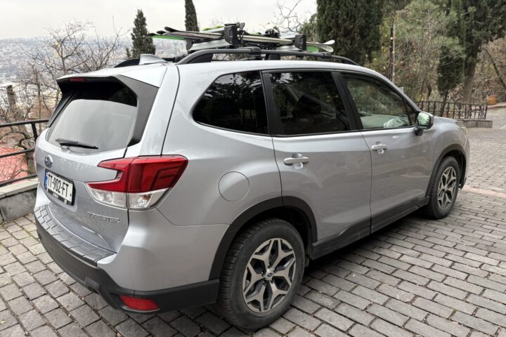 Subaru Forester 2019 Gray