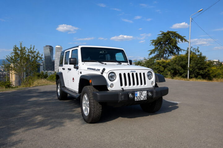 Jeep Wrangler 2017 White Sport