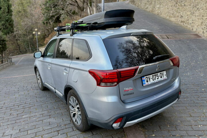 Mitsubishi Outlander 2016 Gray
