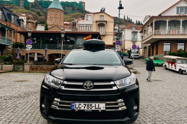 Toyota Highlander 2017 — photo 1