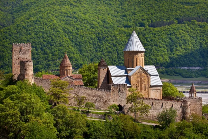 Ananuri Fortress